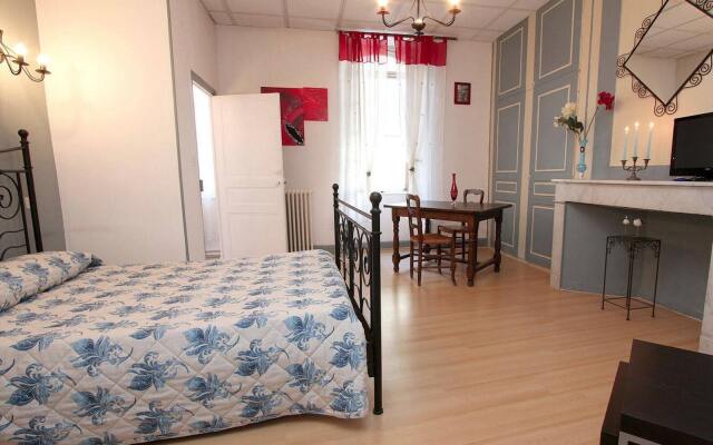 Logis Hotel le Prieure