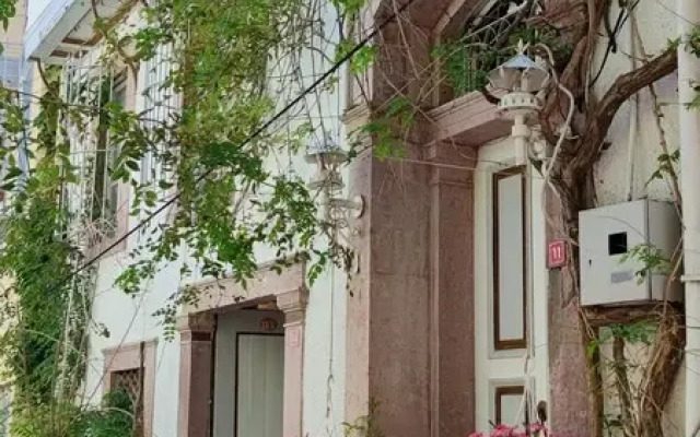 Hayat Alti Guest House