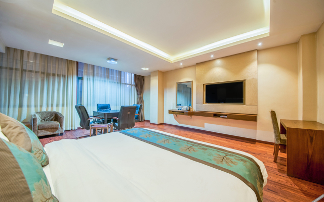 Xi'an Junyue Hot Spring Business Hotel