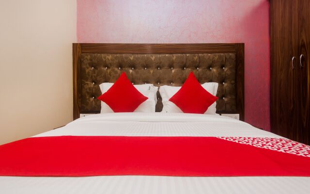 OYO 19156 Hotel Greenforest
