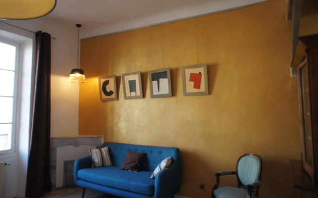 Apartment - Old Nice - Garibaldi Bonaparte - 3 BDR - 2 bath - AC - Balcony
