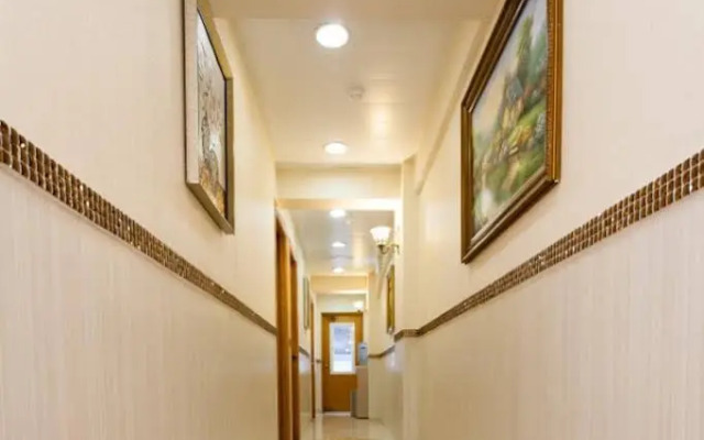 J2 Guest House