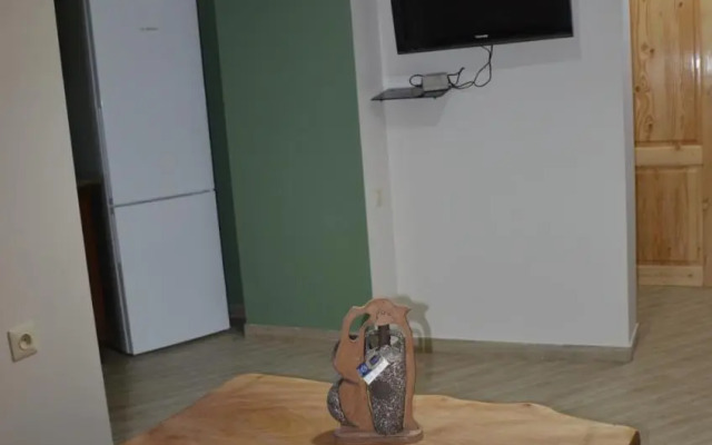 Mebo House