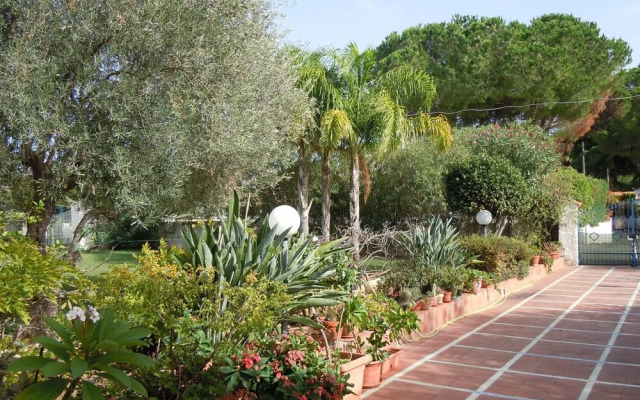 Appartamento In Villa Musa Climatizzato- Wi-fi - Vicino al Mare