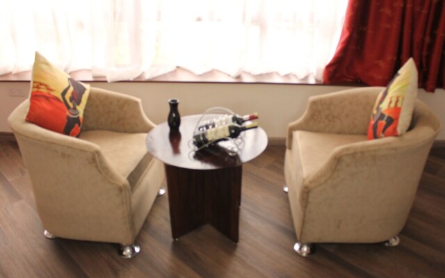 Spacious 1-bed Studio at The Crossroads Hotel