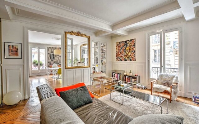 Luxury Apartment - Paris Centre