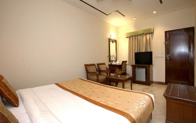 OYO 808 Hotel Alora