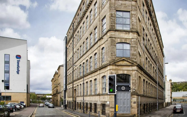 Orchard  Avenue Serviced Apartments