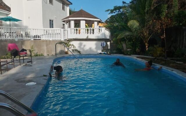Spring Valley Inn