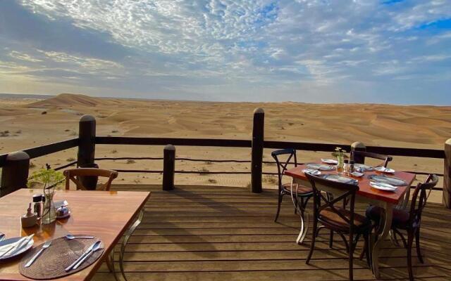 Desert Breeze Lodge