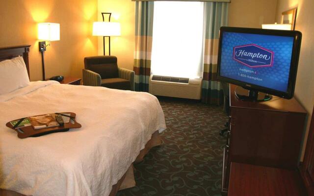 Hampton Inn & Suites by Hilton Toronto Airport