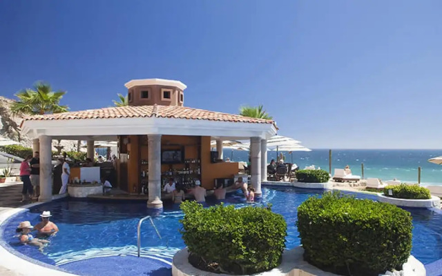 Enchanting Specious 2BR With Terrace - Cabo