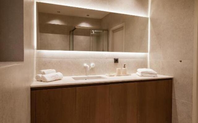 Sevasti Seaview Suite