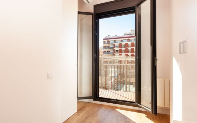 Akira Flats Urgell Apartment