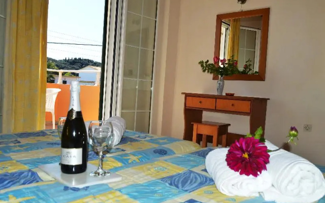 Canal D'Amour Village