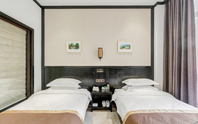 Jinan Xueyuanchang Fisherman's Residence (Xueye Lake)