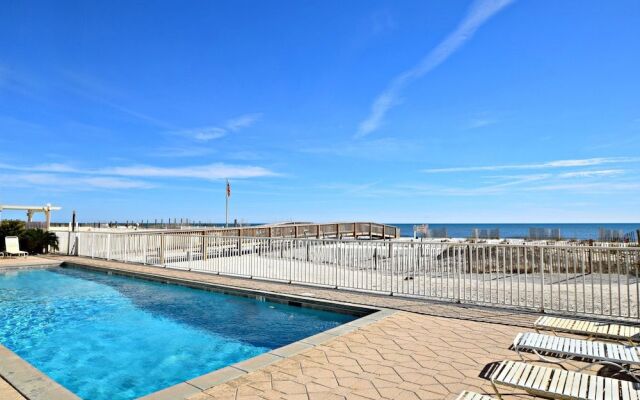 Caribbean 803 by RedAwning