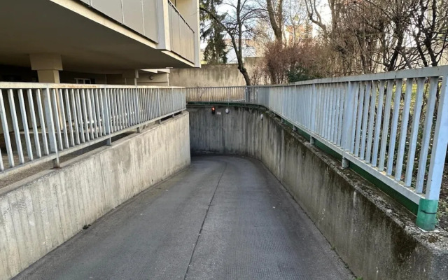 Apartment Near Schonbrunn Palace Vienna