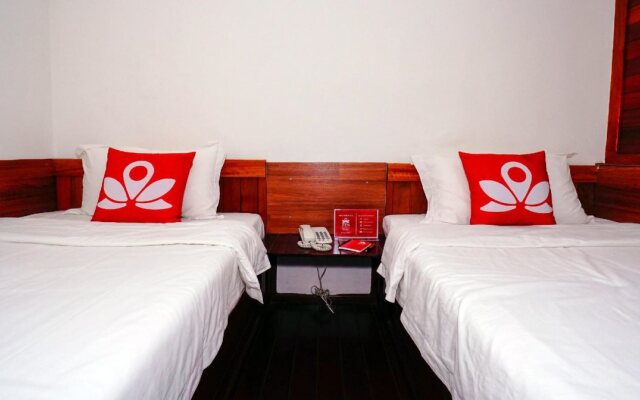 OYO 210 Hotel Five 2