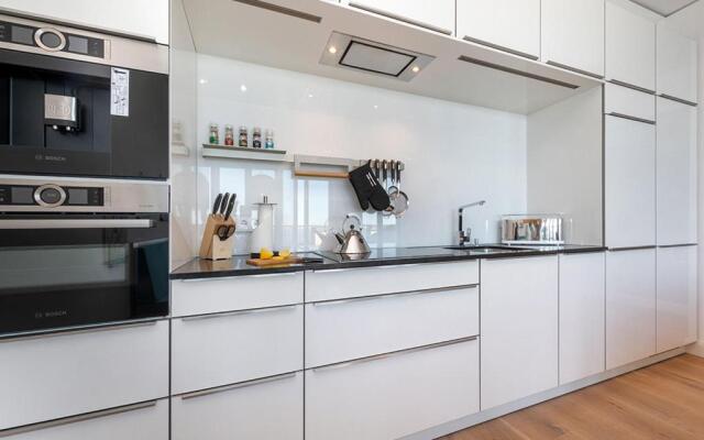 "FIRST" Sellin F645 Meerblick-Suite "View" im fünften OG