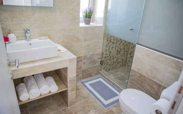 Haraki Stone Apartments