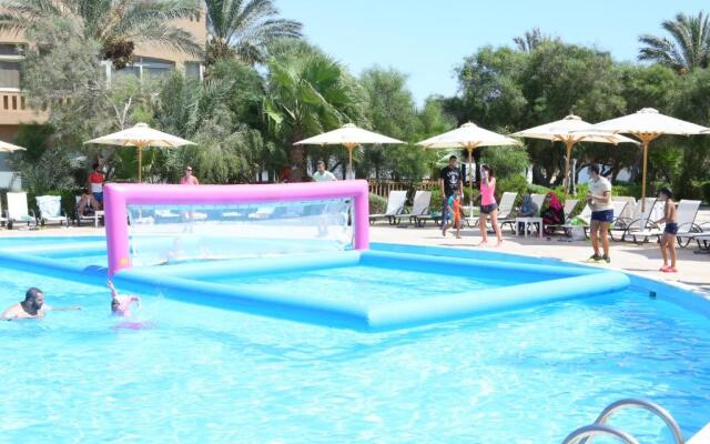Mousa Coast Resort Cairo Beach