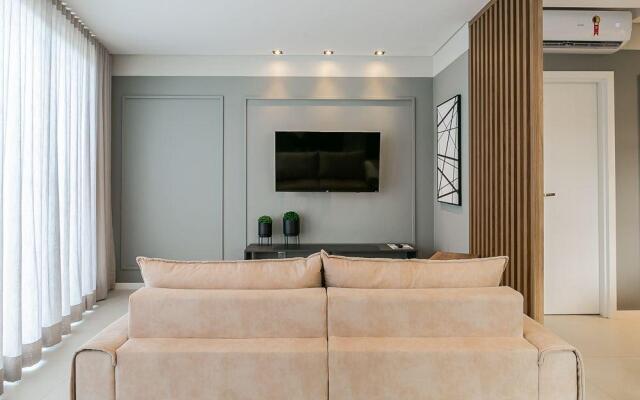 Apto confortável e completo em Floripa VIL305