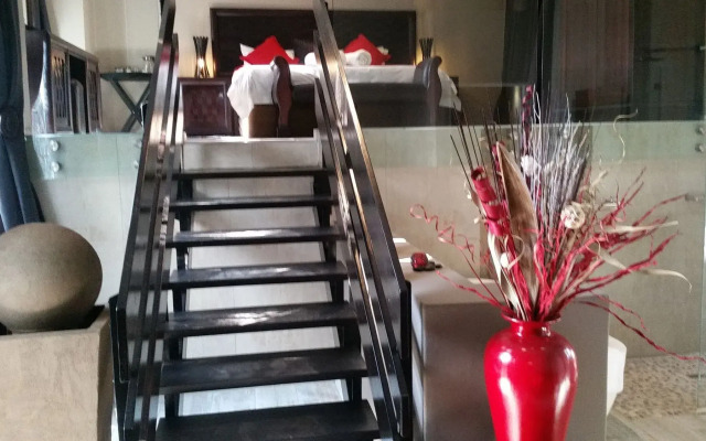 Waterfalls Boutique Hotel