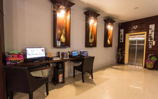 Lavender Patong Hotel