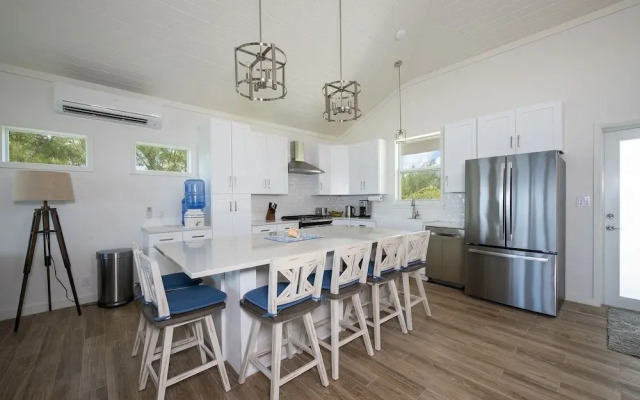 Lavender Beach House 2 Bedroom Home