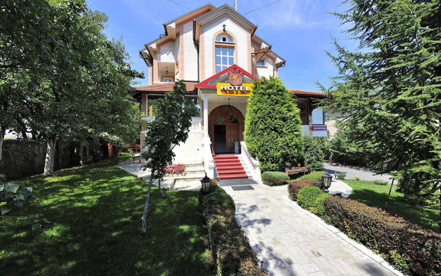 Sucevic Hotel