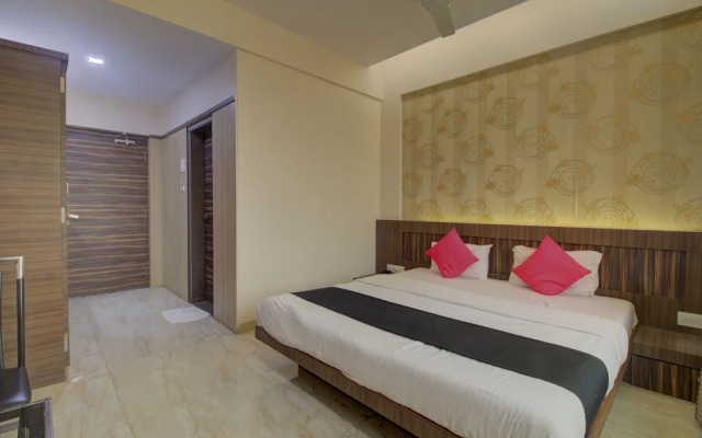 OYO 7158 Hotel Kushala Executive Inn