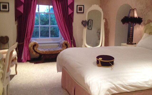 Westbrook Country House