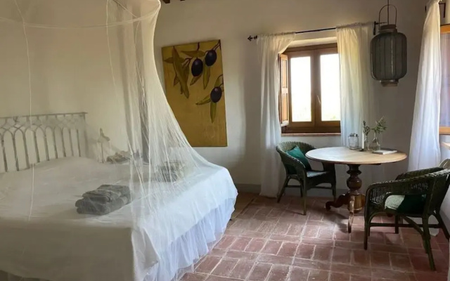 Nice Apartment in Chianni