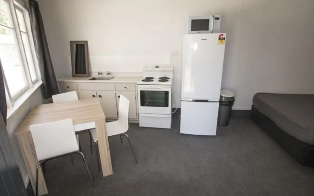 Mahia Beach Motel and Holiday Park