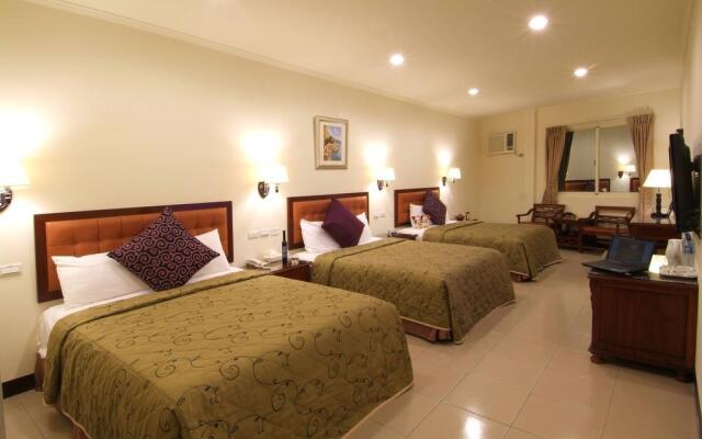 Puti Commercial Hotel