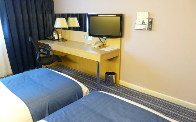 Holiday Inn Express Leigh - Sports Village by IHG