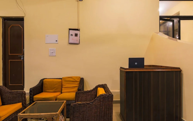 OYO Flagship 19324 Dom's Cafe Calangute