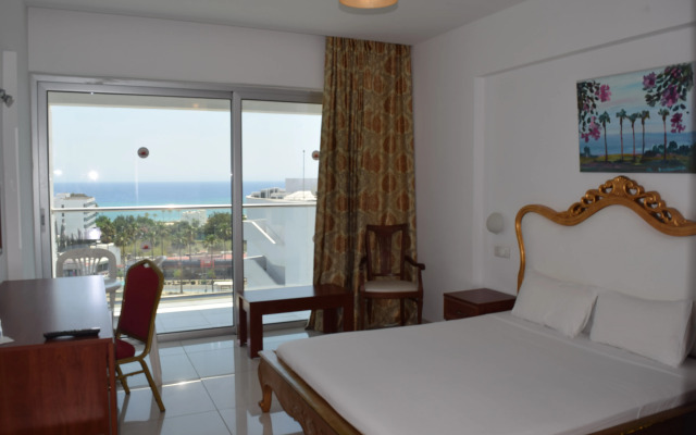 Corfu Hotel