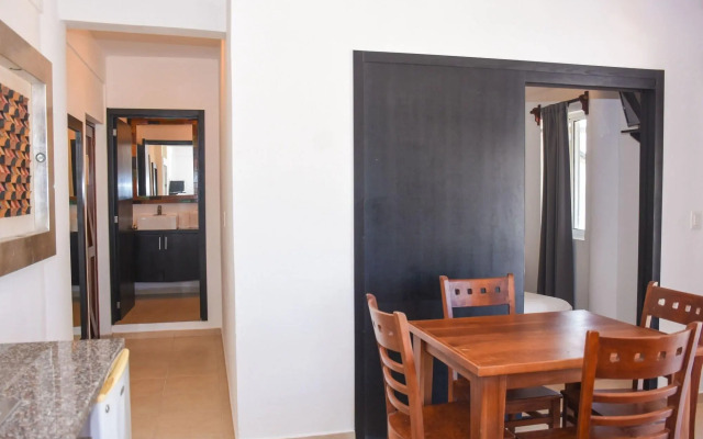 El Fuerte Beach Resort