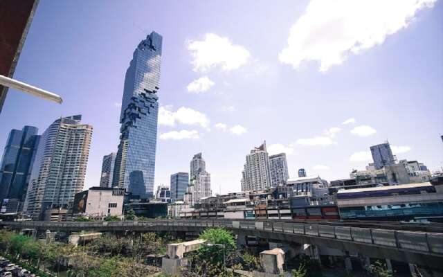 YHA Bangkok Downtown at Station S3 - Hostel