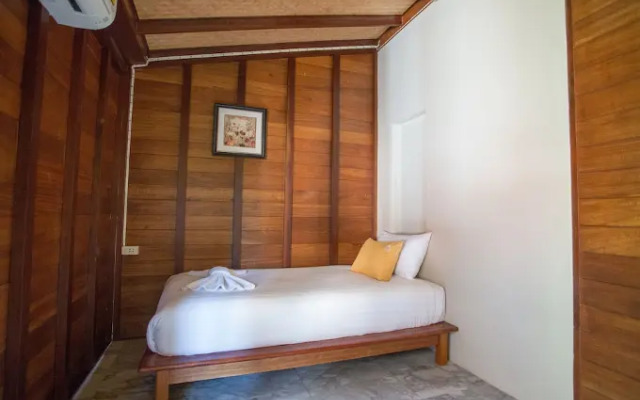 Rice Farm Villa Suratthani