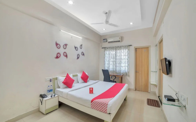 OYO 3607 Apartment Gachibowli