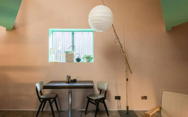 1 Bedroom Urban Retreat in Camberwell