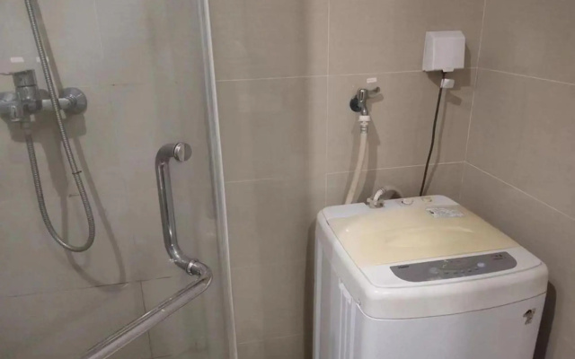 Rise Hotel Apartment (Chuhe Han Street Metro Station Provincial Museum)