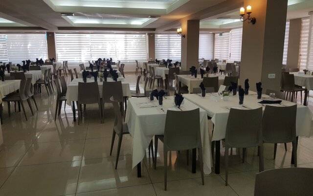 Restal Hotel