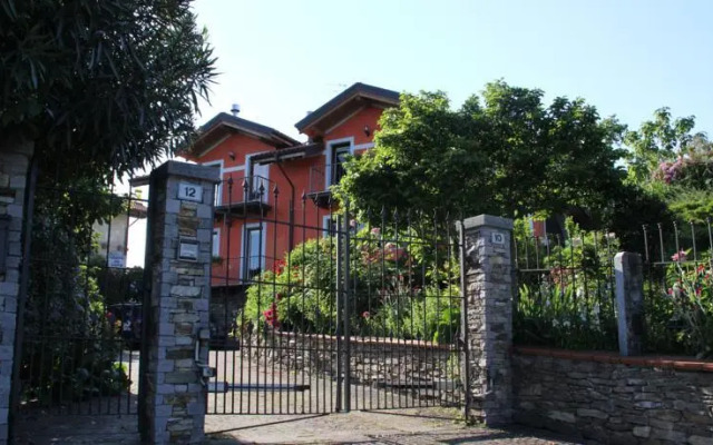 Camera con Vista Bed & Breakfast - Verbania