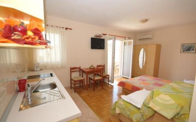 Apartments Belas