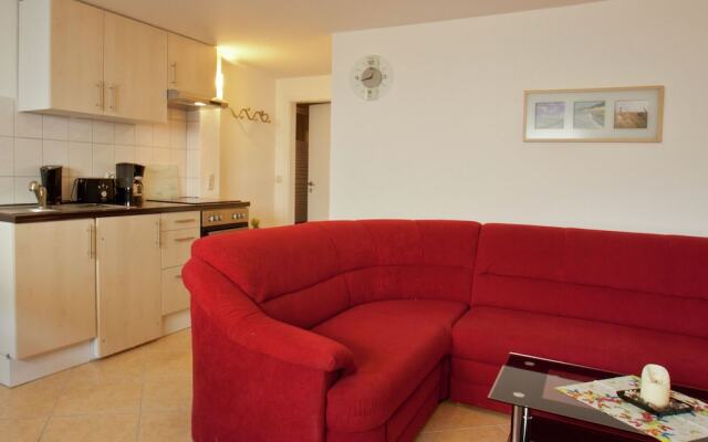 Quaint Apartment with Garden in Rerik