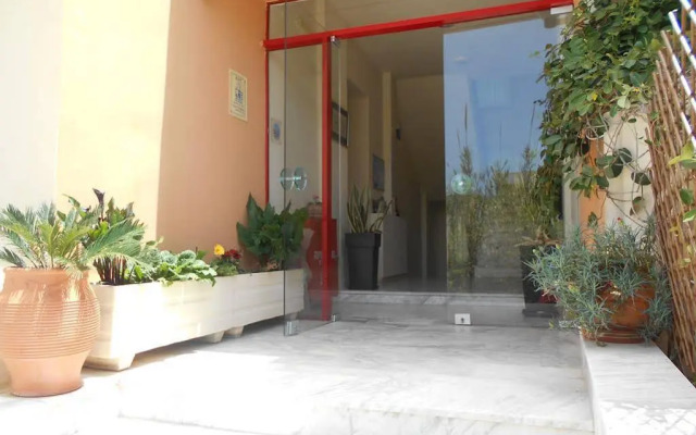 Saint-Trope Studios